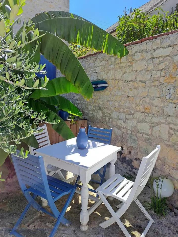 Chambre Bleue Avec Acces Plage Бурж Екстериор снимка